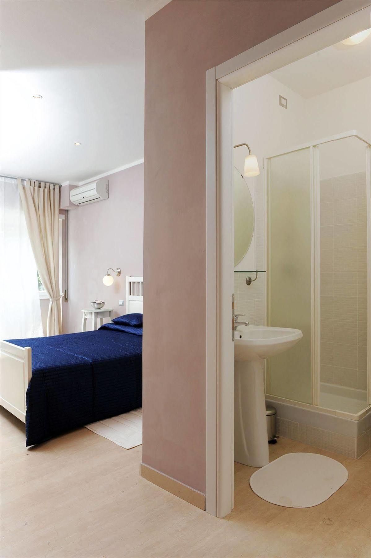 Gregorius Close To St. Peter's Bed & Breakfast Rome